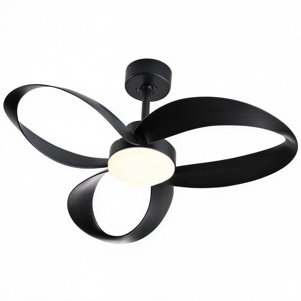Ventilateur de plafond Sirocco finition noire, vue produit sur fond blanc